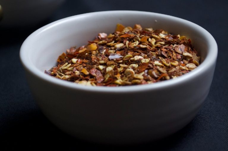 Chili Flakes Vs Crushed Red Pepper Flakes: Which Packs More Heat?