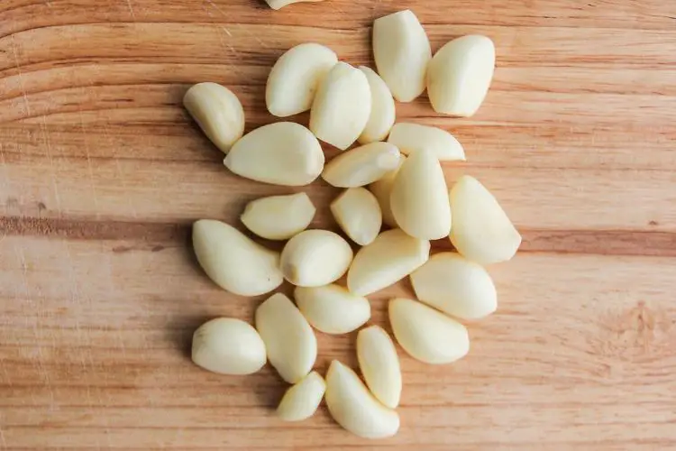 Does Freezing Garlic Destroy Nutrients?