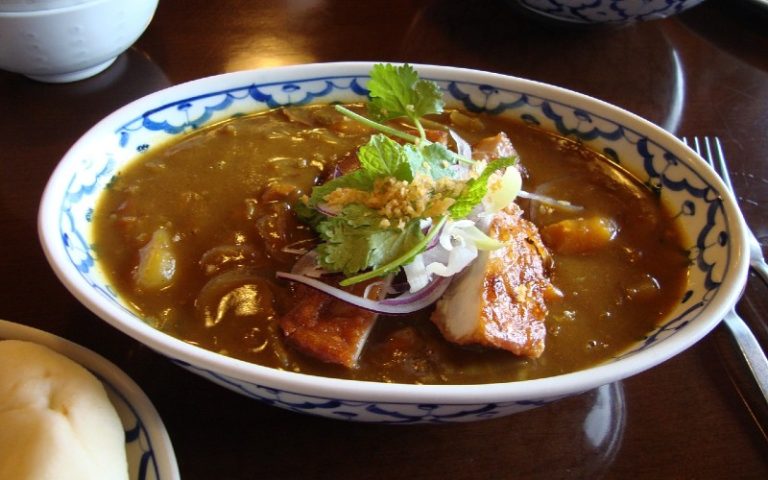 What Does Japanese Curry Taste Like?