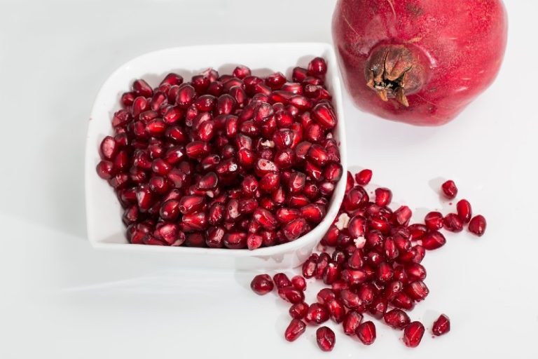 What Does Pomegranate Taste Like?